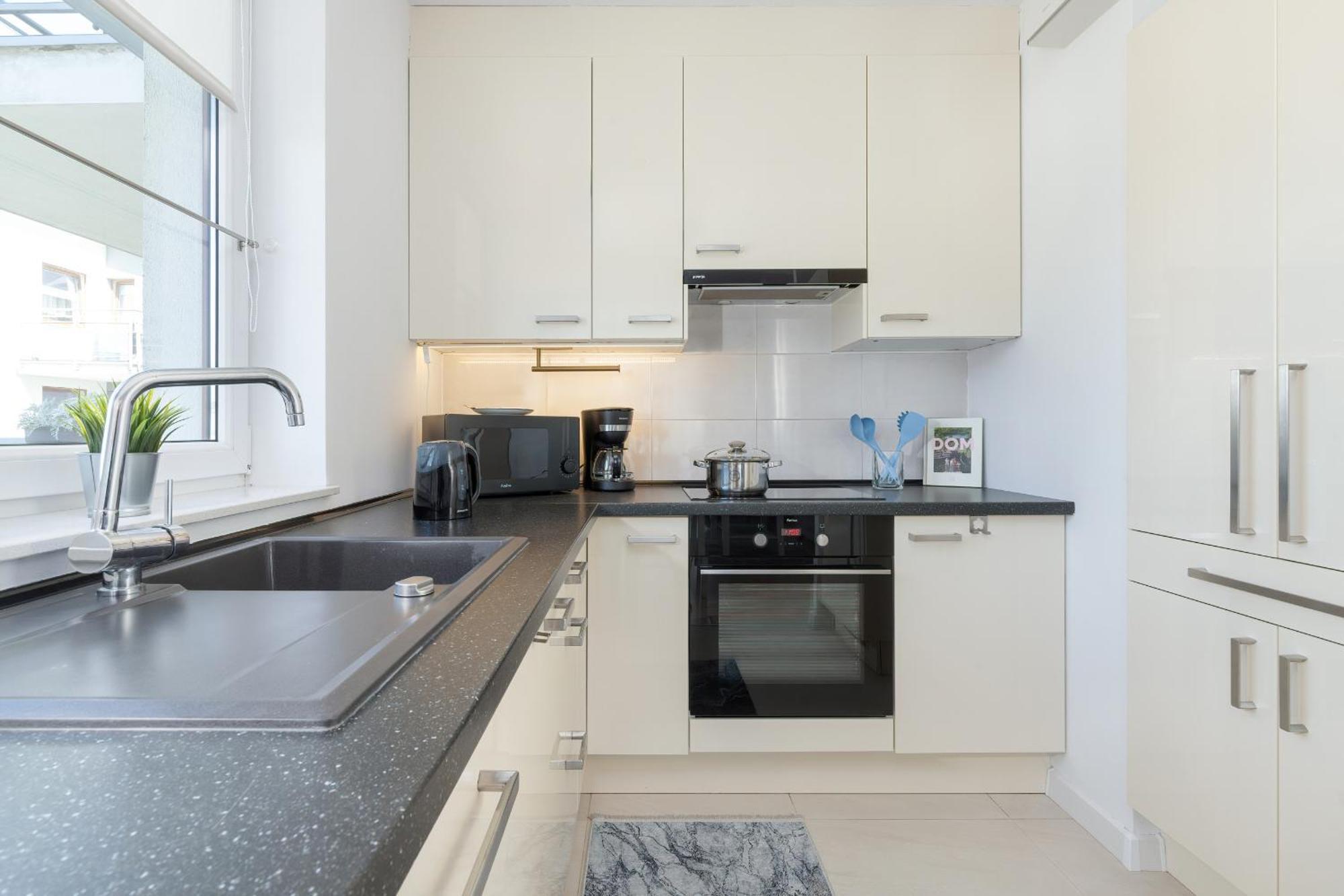Jasny & Przestronny Apartament Z Balkonem I Parkingiem By Rent Like Home غدينيا المظهر الخارجي الصورة